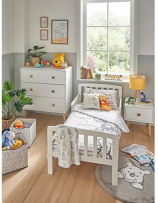 Disney Winnie The Pooh Kids Bedroom Collection